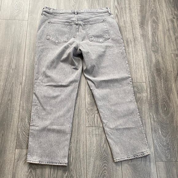 Abercrombie & Fitch - NWT! The 90’s Straight Ultra High Rise Jeans- Size 33/16 R - Picture 6 of 8